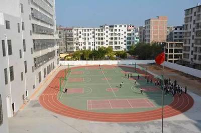 江西省于都科技學(xué)校2018年春季開始招生啦!于都人都說:&rdquo;這所學(xué)校好&rdquo;